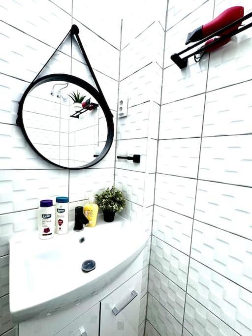 L3 City Centre Stylish Flat Ac บูดาเปสต์ ภายนอก รูปภาพ